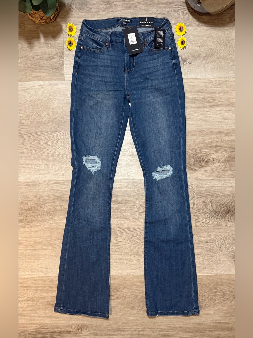 NWT Fashion Nova Dark Wash Distressed Flare Jeans - Mid Rise Size 3